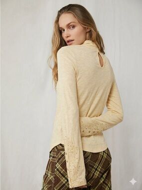 FP Free People We The Free Hooked On You Cuff Long Sleeve Top in Wheat